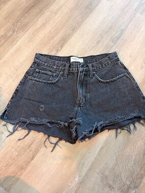 Abercrombie black jean shorts size 26